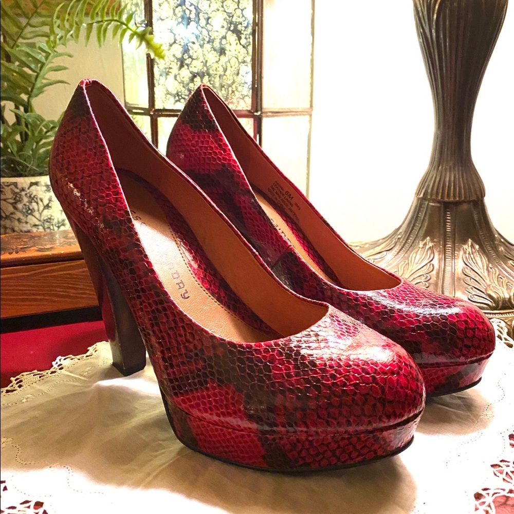 Chinese Laundry High Heels